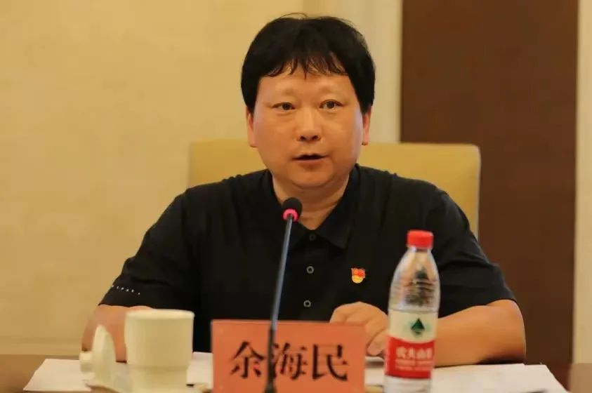 崇外商會聯(lián)合黨委書記、商會會長丁一參加崇外街道黨建協(xié)調(diào)委員會全體會議并代表成員單位進(jìn)行發(fā)言